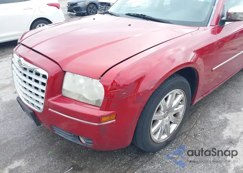 2009 Chrysler 300 Touring из США, поврежденный, VIN 2C3LA53VX9H565576